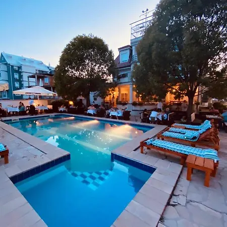 Hotel Boho Cherga 4*